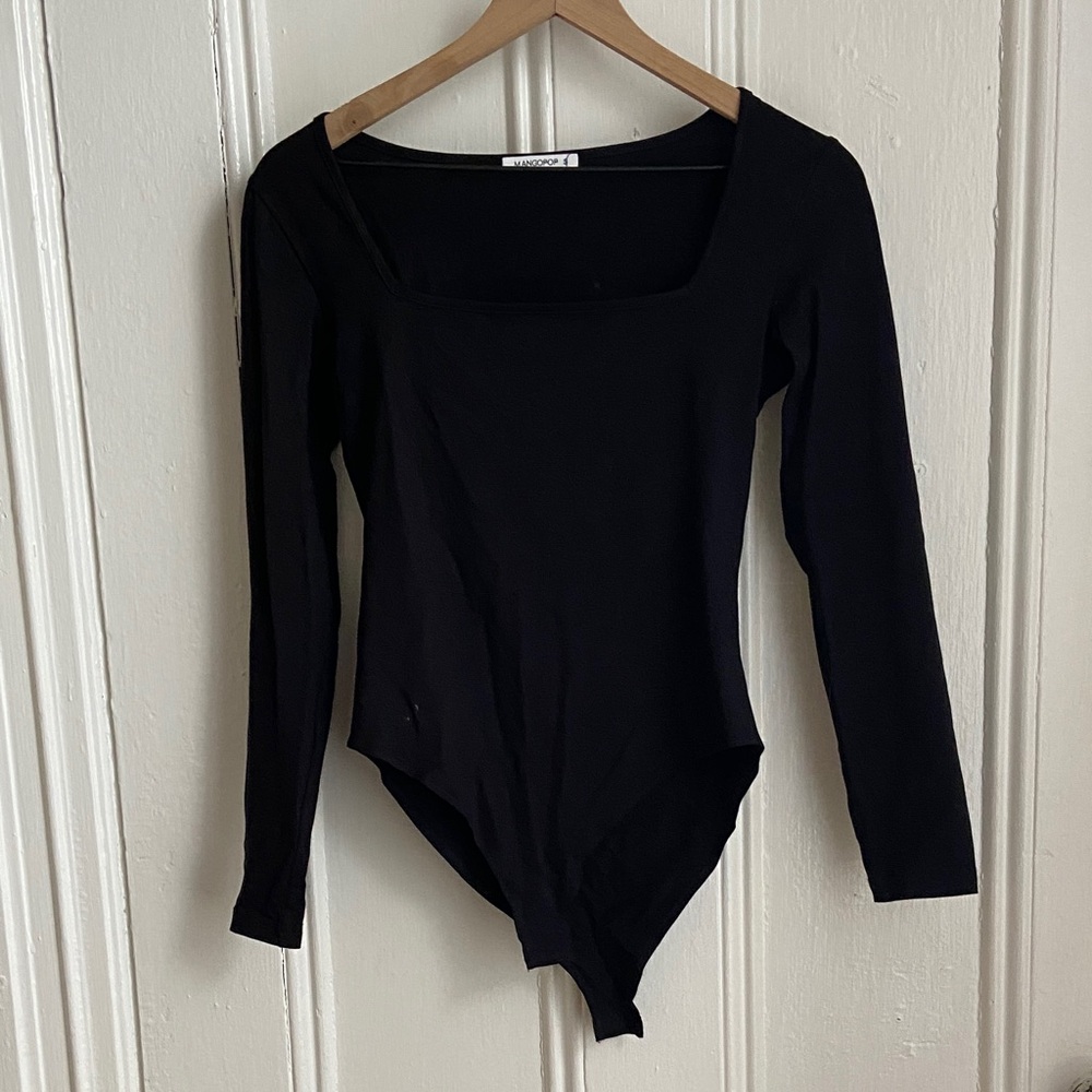 Chic Black Square Neck Bodysuit
